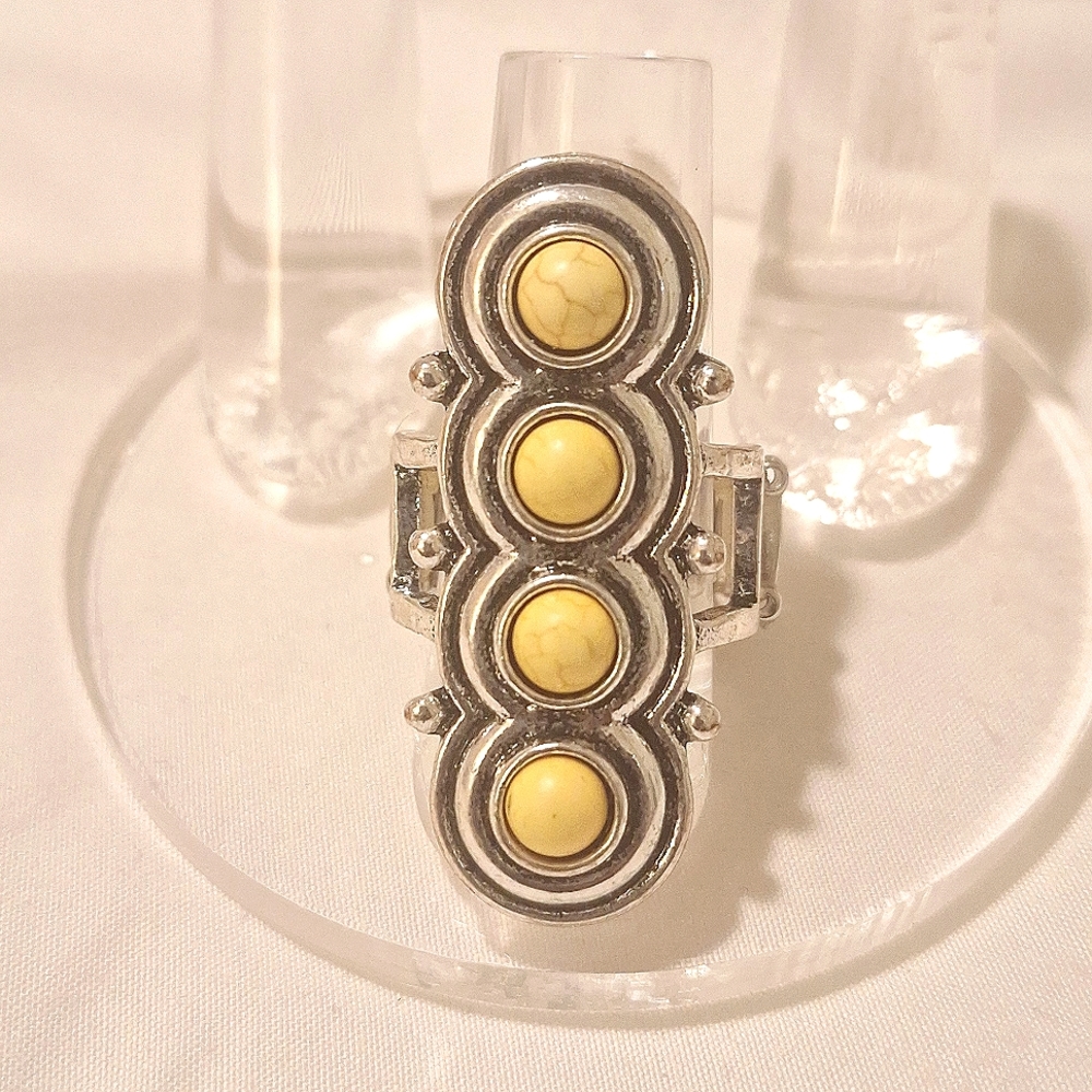 Ring - Picture 2 of 3